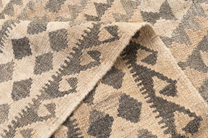 5' 10 x 7' 11 Hand Woven Kilim Maymana Wool Rug
