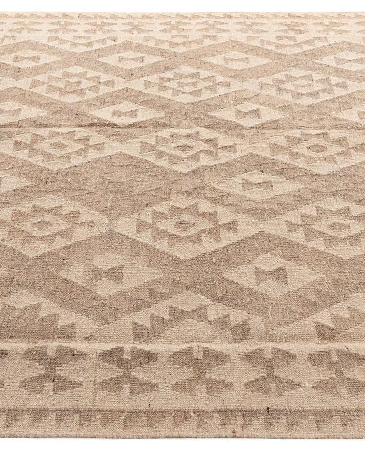 Detail image of 6' x 7' 10  Hand Woven Kilim Maymana Wool Rug