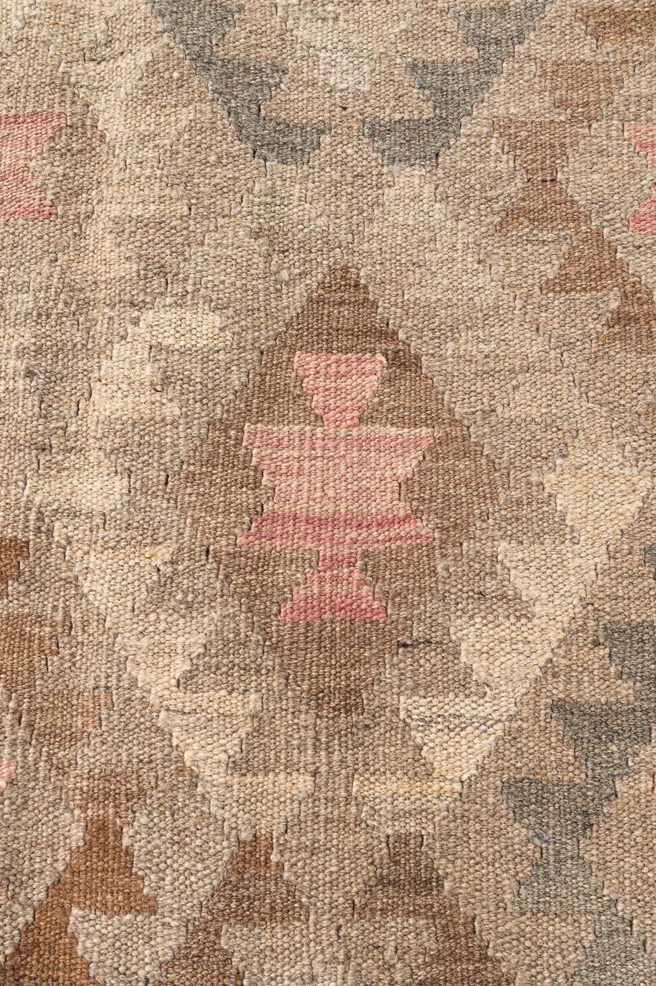 5' 10 x 7' 10 Hand Woven Kilim Maymana Wool Rug