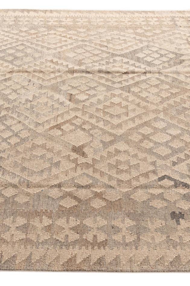 Detail image of 6' 4 x 8' 1 Hand Woven Kilim Maymana Wool Rug