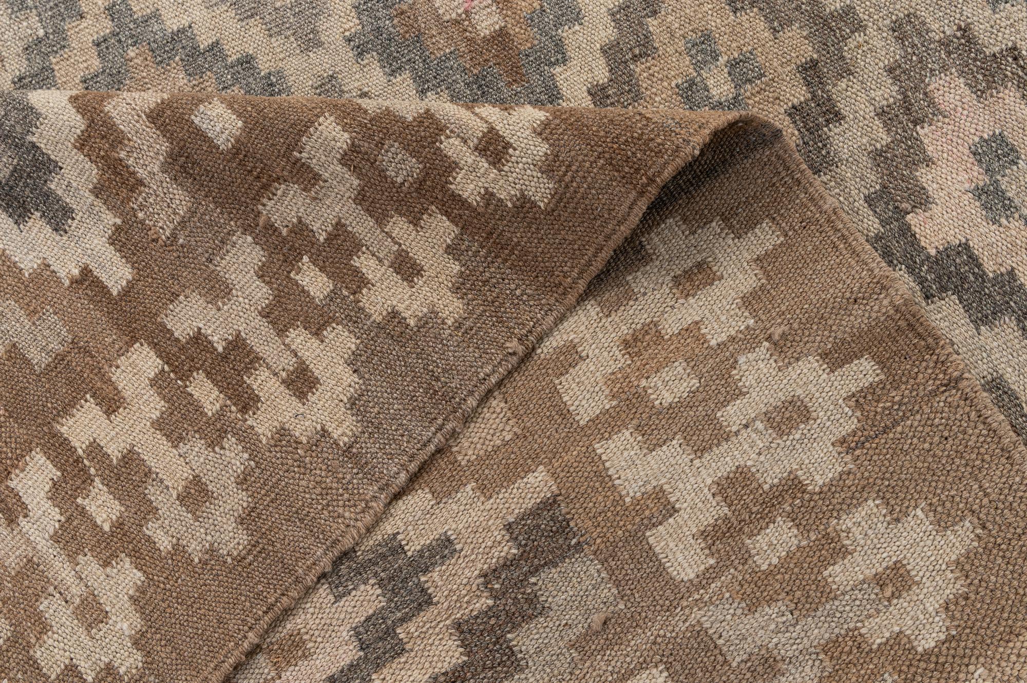 6' 3 x 9' 8 Hand Woven Kilim Maymana Wool Rug