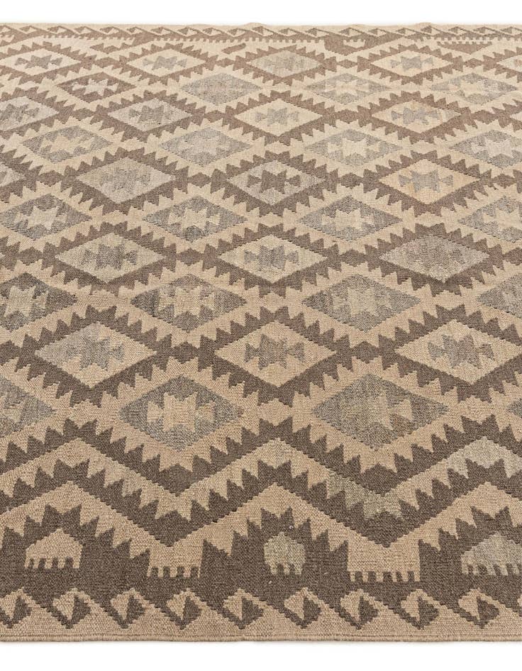 Detail image of 6' 5 x 9' 8  Hand Woven Kilim Maymana Wool Rug