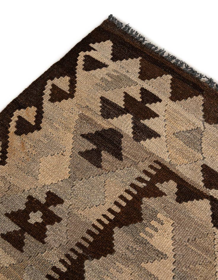 Detail image of 6' 6 x 9' 4  Hand Woven Kilim Maymana Wool Rug