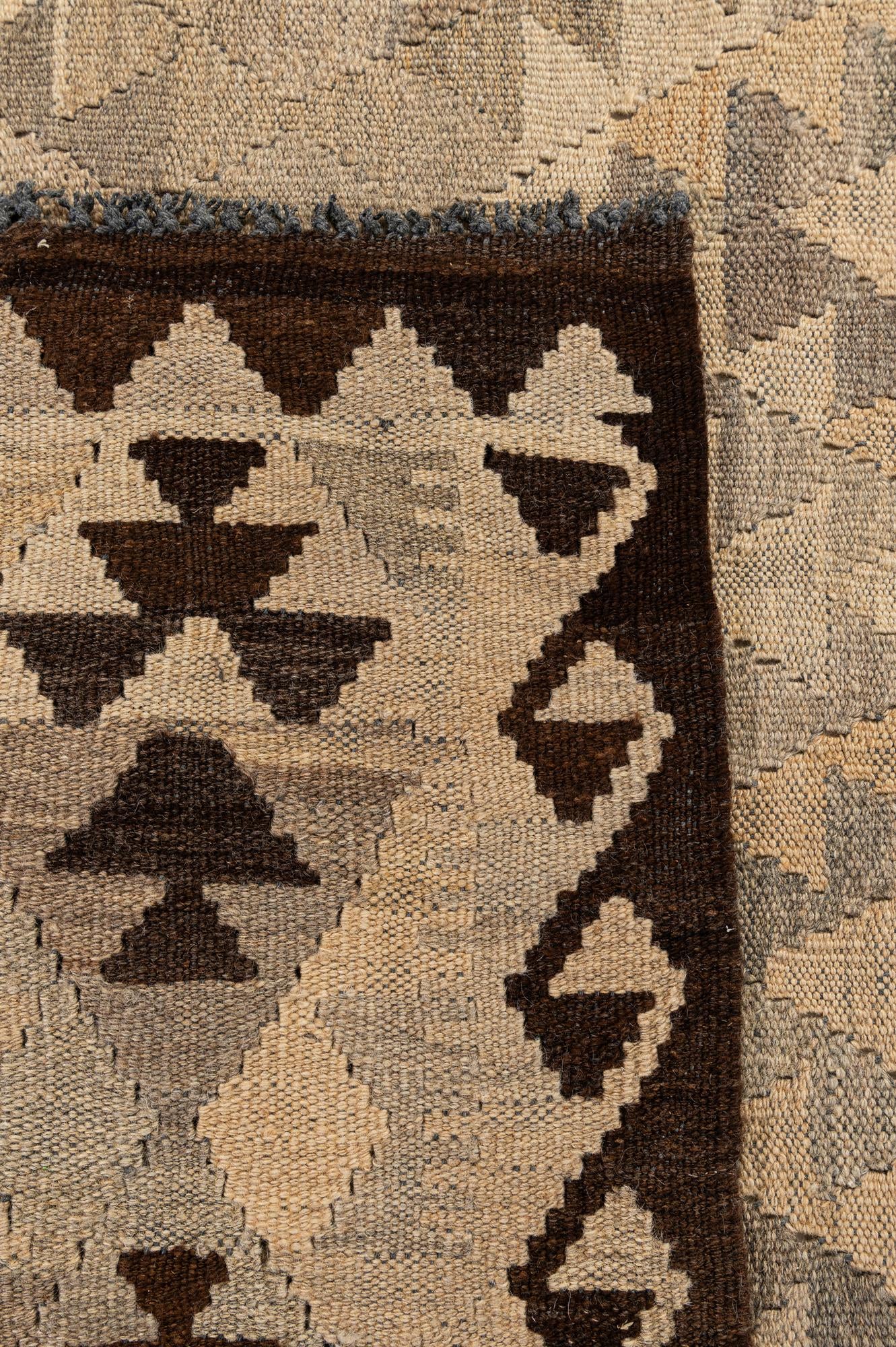 6' 6 x 9' 4 Hand Woven Kilim Maymana Wool Rug
