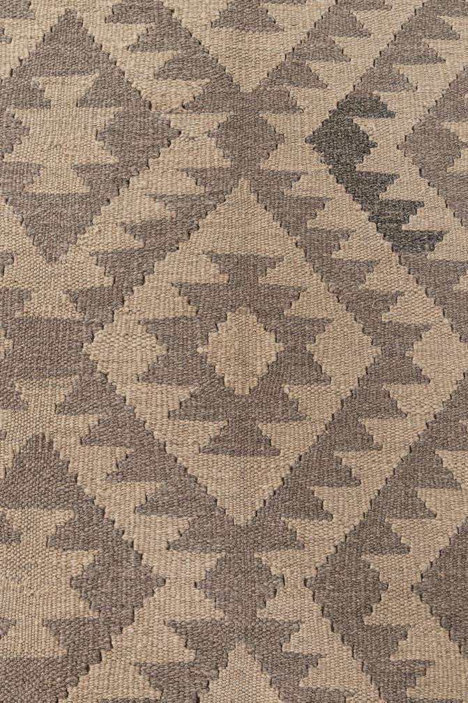 6' 8 x 9' 9 Hand Woven Kilim Maymana Wool Rug