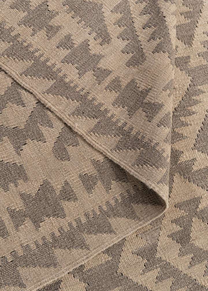 6' 8 x 9' 9 Hand Woven Kilim Maymana Wool Rug