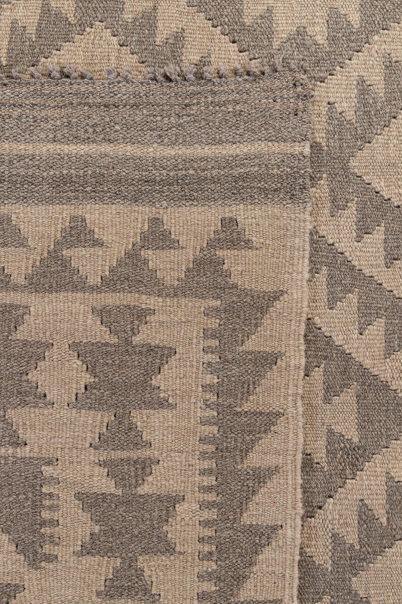6' 8 x 9' 9 Hand Woven Kilim Maymana Wool Rug