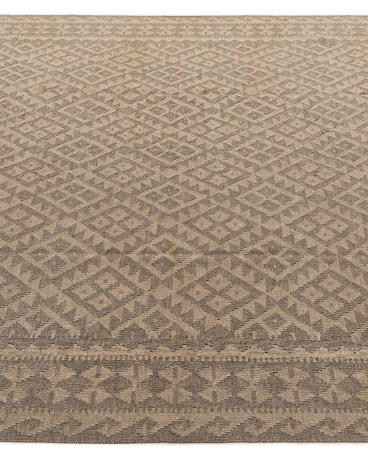 Detail image of 6' 8 x 9' 7 Hand Woven Kilim Maymana Wool Rug