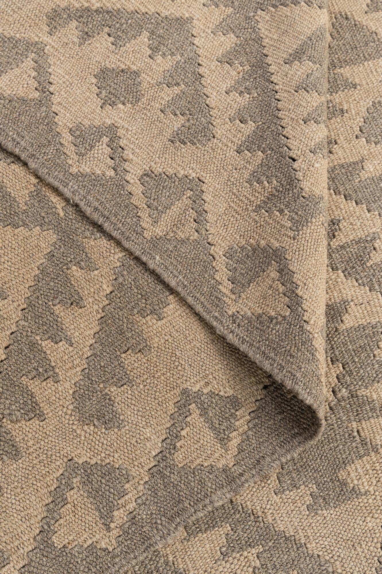 6' 6 x 9' 9 Hand Woven Kilim Maymana Wool Rug