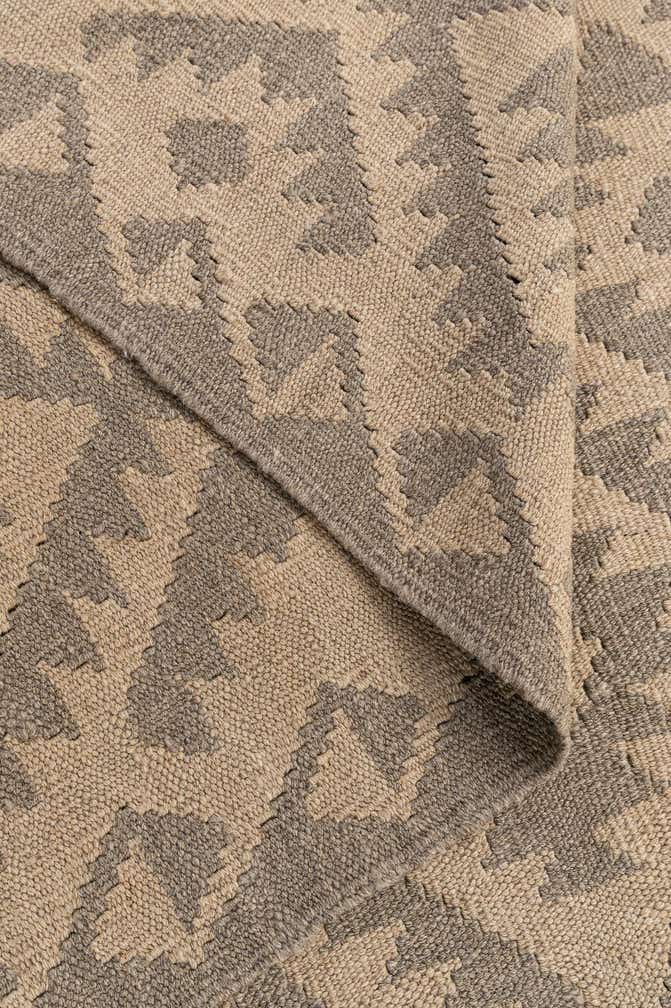 6' 6 x 9' 9 Hand Woven Kilim Maymana Wool Rug