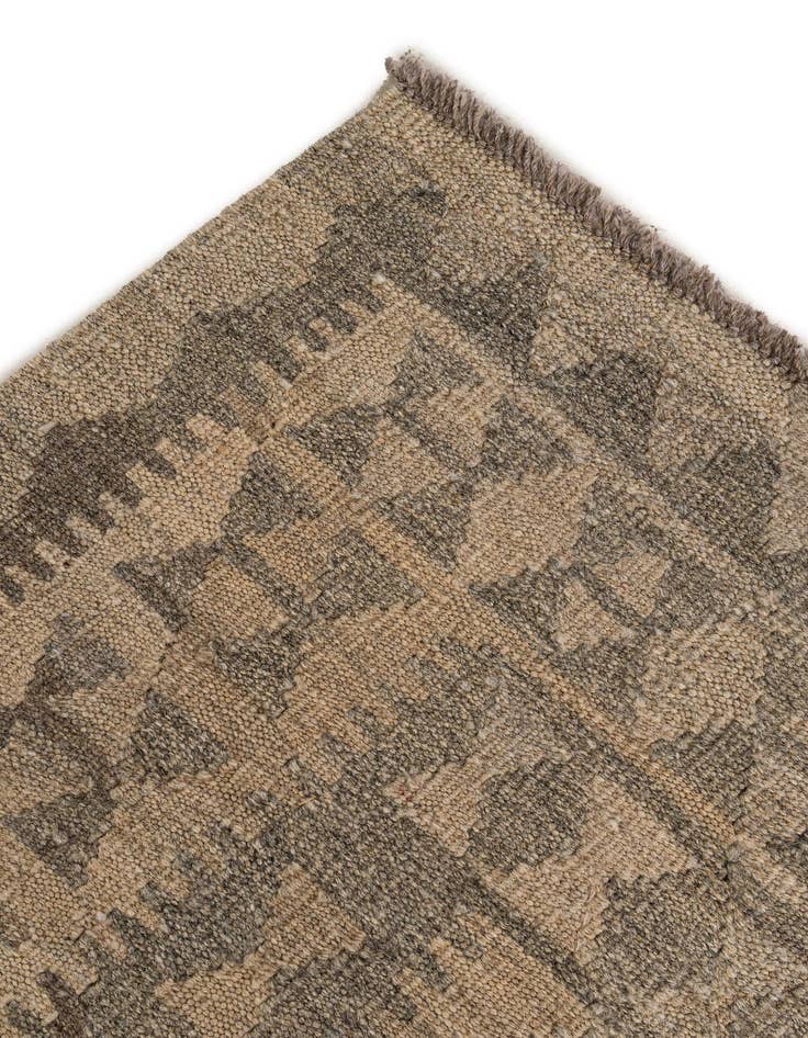 Detail image of 6' 8 x 9' 5  Hand Woven Kilim Maymana Wool Rug