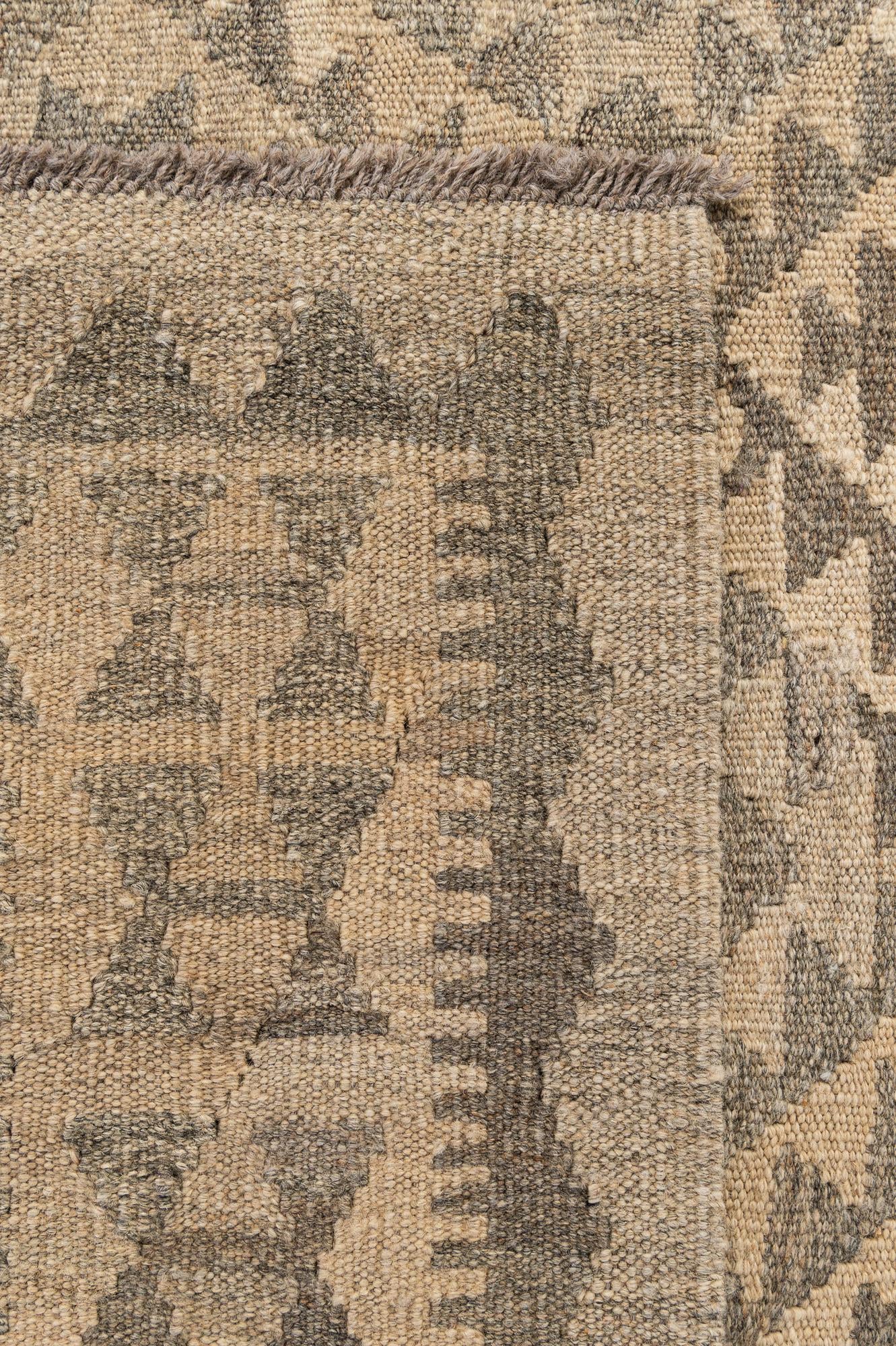 6' 8 x 9' 5 Hand Woven Kilim Maymana Wool Rug