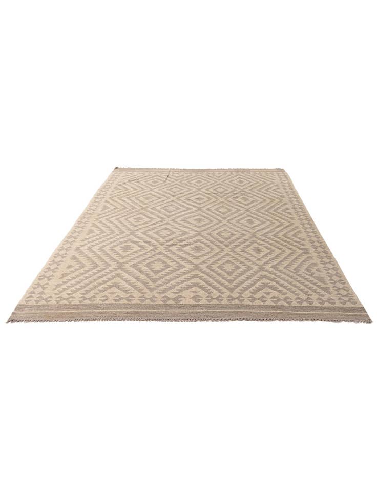 Detail image of 6' 8 x 9' 8 Hand Woven Kilim Maymana Wool Rug