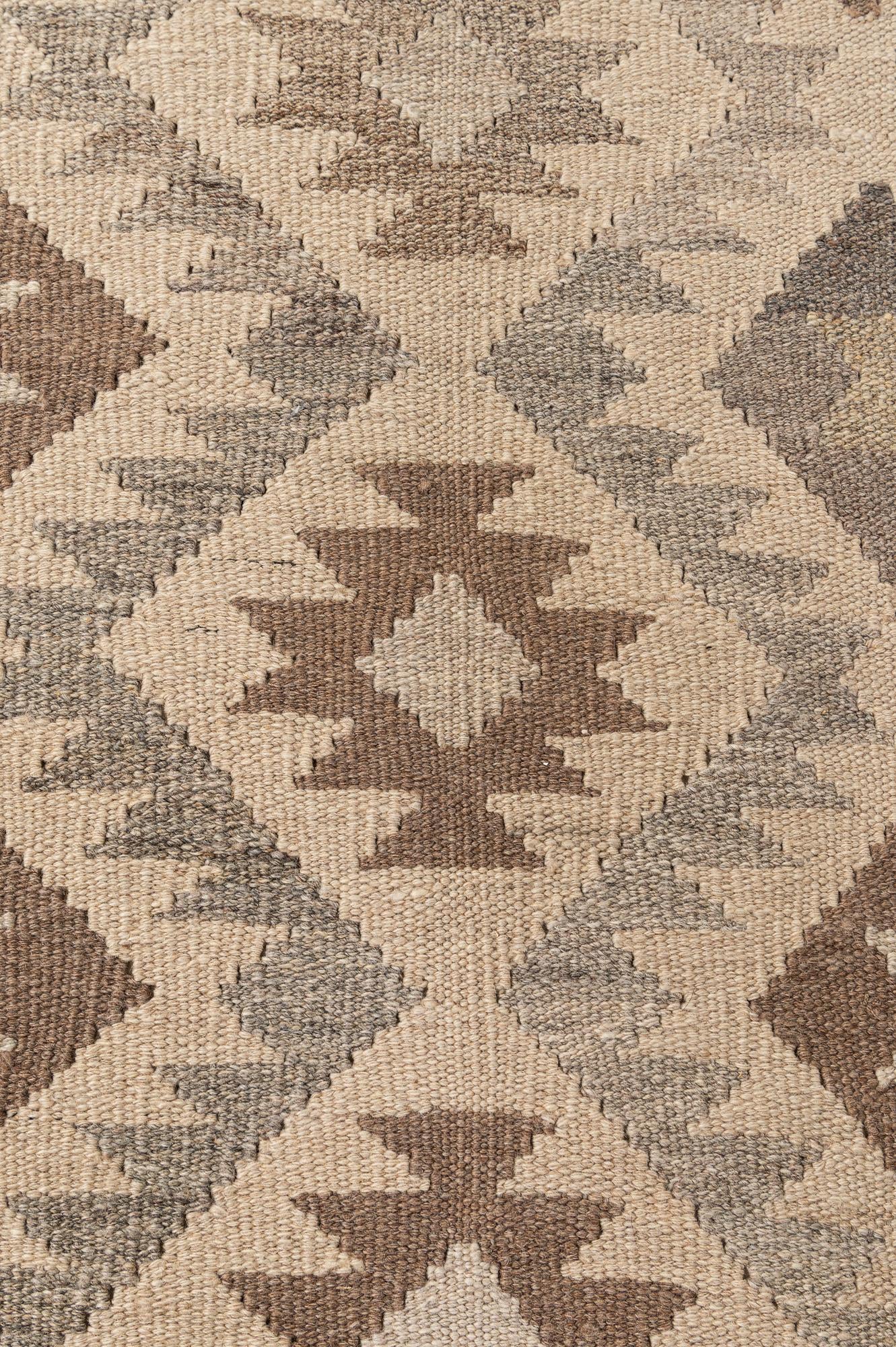 6' 5 x 9' 10 Hand Woven Kilim Maymana Wool Rug