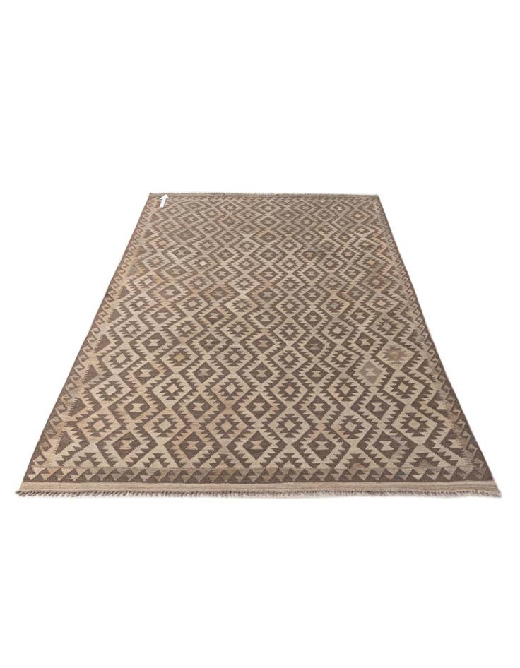 Detail image of 6' 6 x 10'  Hand Woven Kilim Maymana Wool Rug