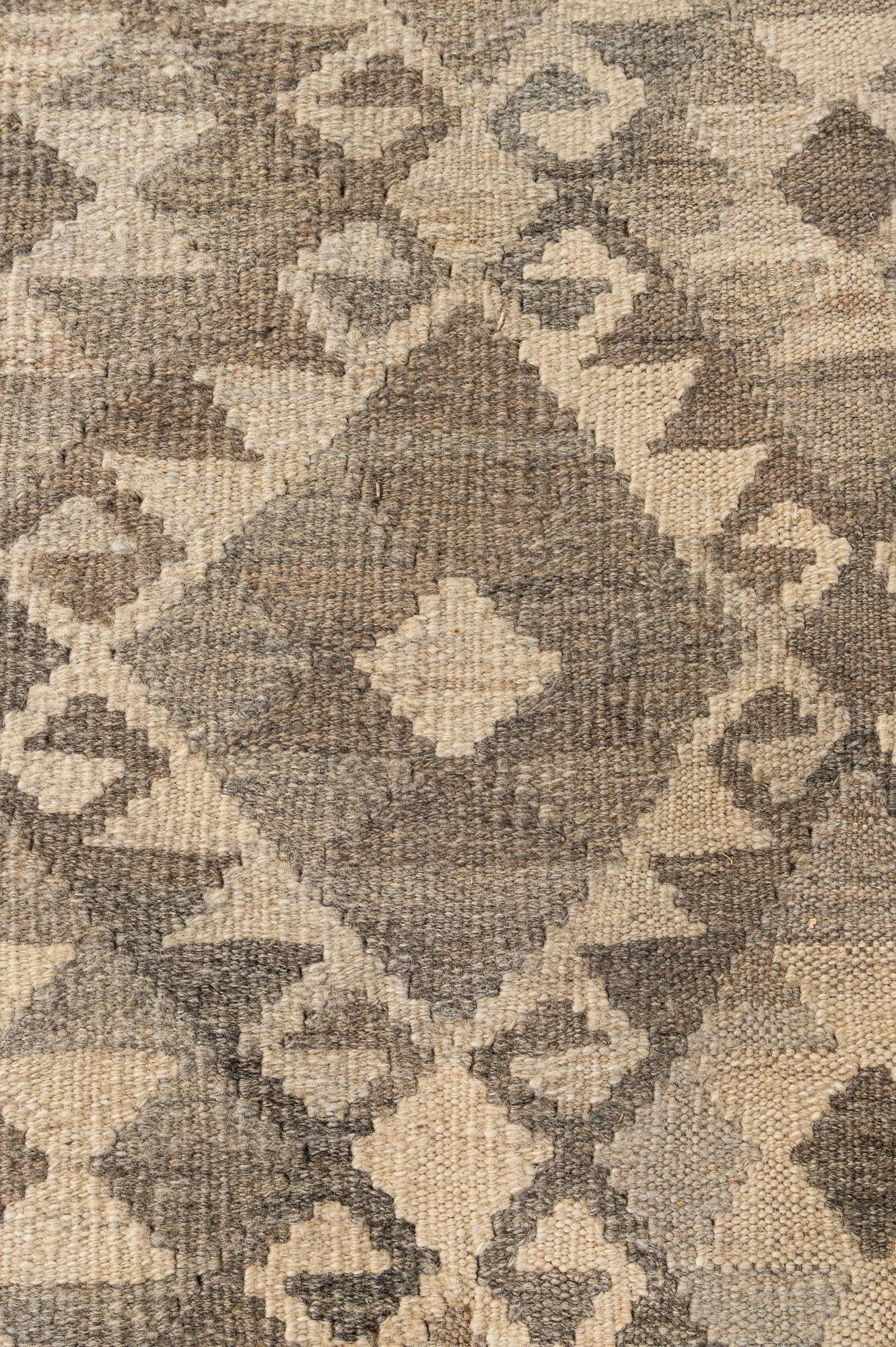 6' 10 x 9' 7 Hand Woven Kilim Maymana Wool Rug