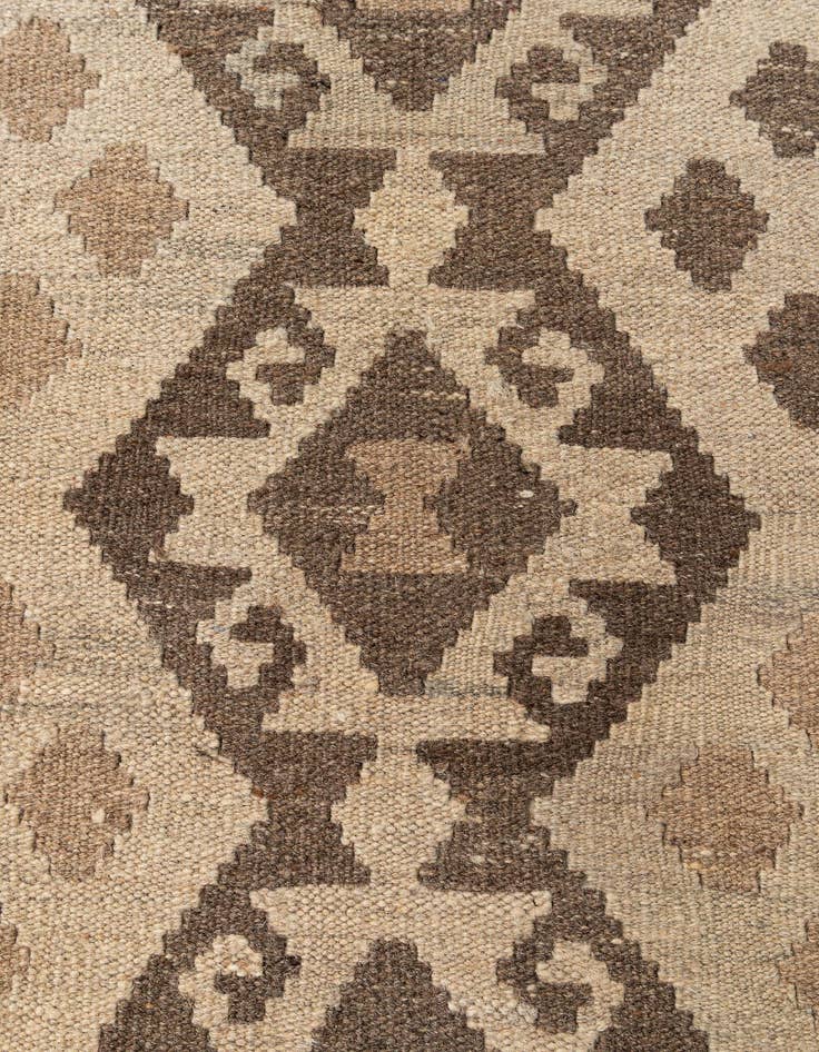 Detail image of 6' 10 x 9' 9  Hand Woven Kilim Maymana Wool Rug