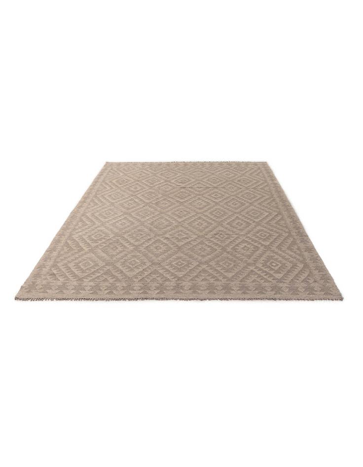 Detail image of 6' 11 x 9' 10 Hand Woven Kilim Maymana Wool Rug