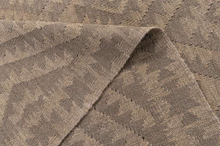 6' 11 x 9' 10 Hand Woven Kilim Maymana Wool Rug