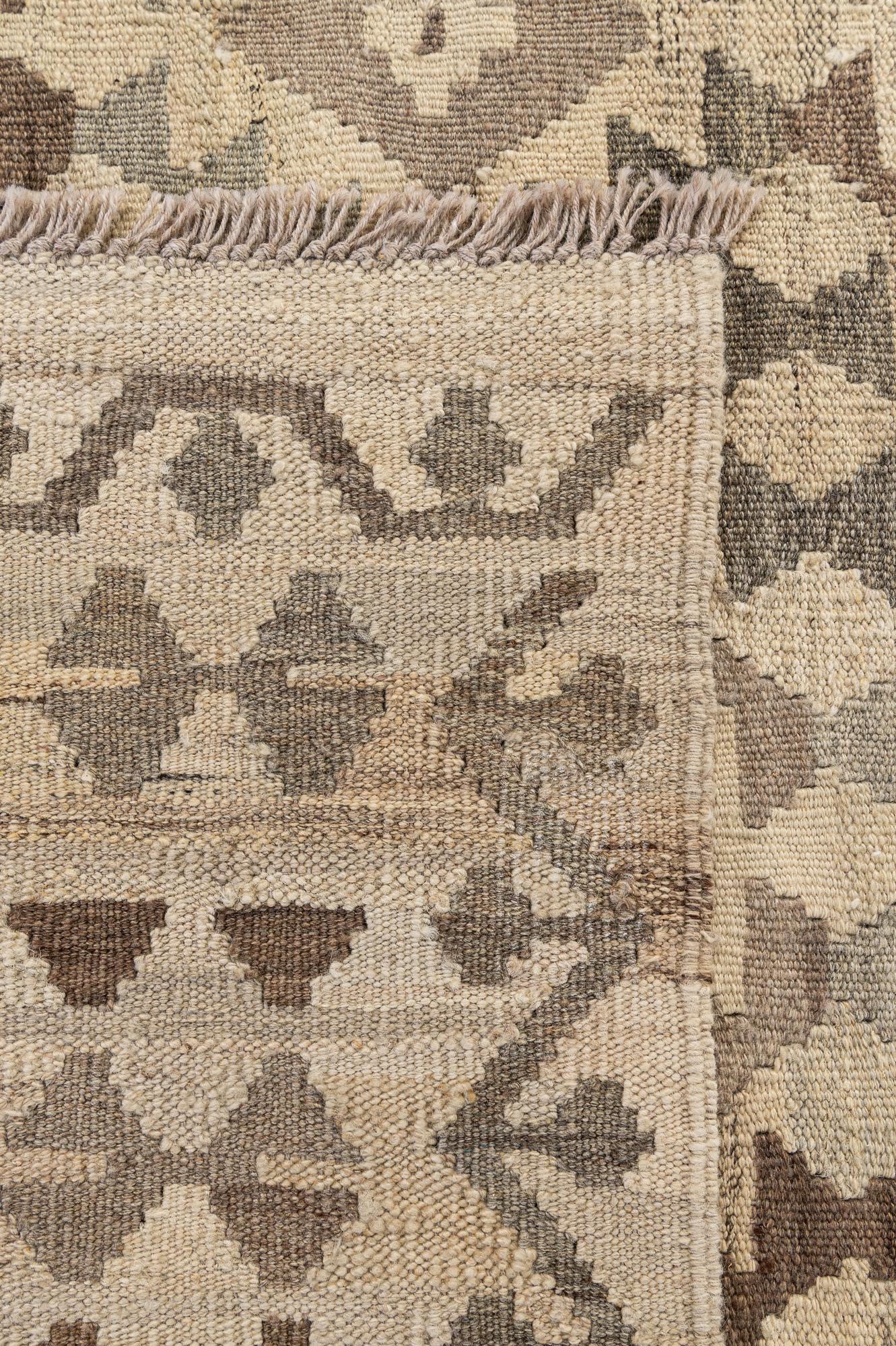 6' 10 x 9' 11 Hand Woven Kilim Maymana Wool Rug