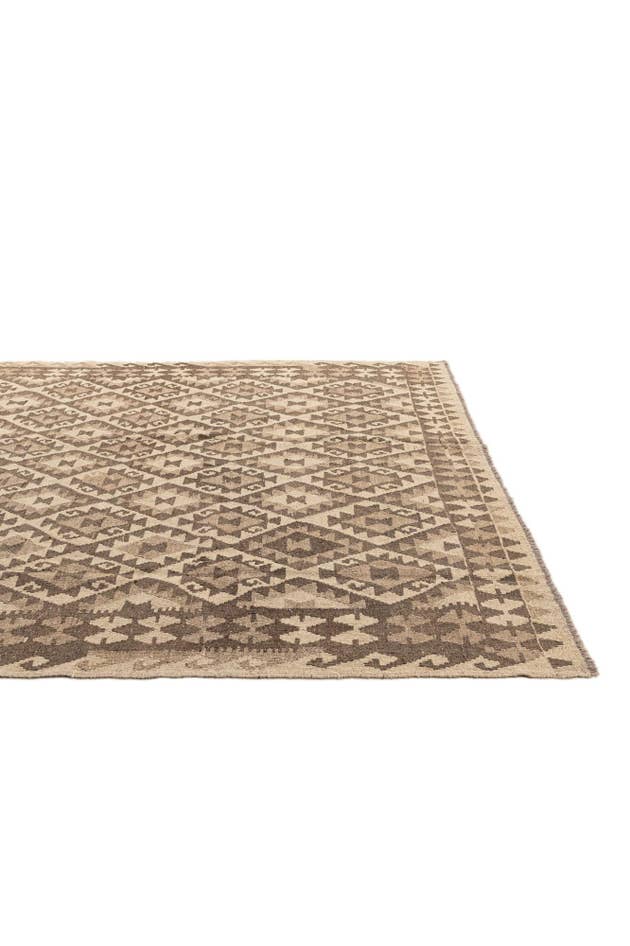 Detail image of 6' 11 x 9' 9 Hand Woven Kilim Maymana Wool Rug
