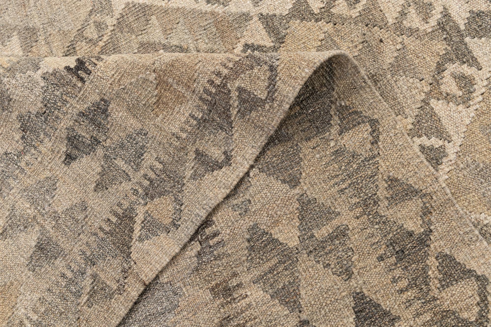 6' 10 x 9' 10 Hand Woven Kilim Maymana Wool Rug