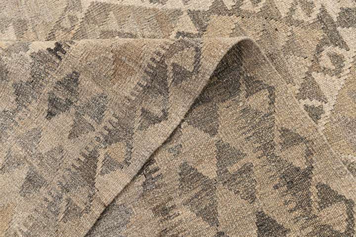 6' 10 x 9' 10 Hand Woven Kilim Maymana Wool Rug