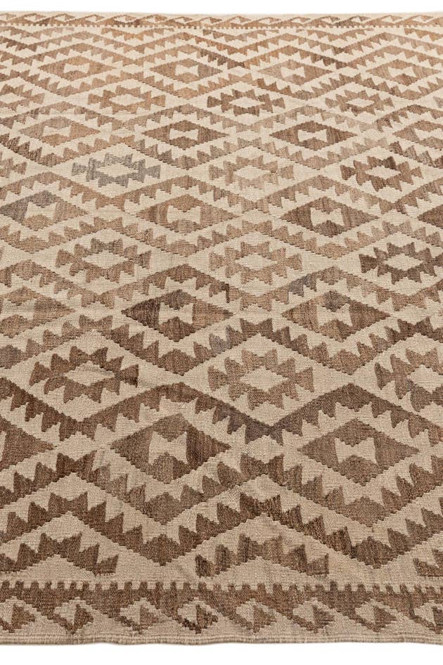Detail image of 7' 1 x 9' 8 Hand Woven Kilim Maymana Wool Rug