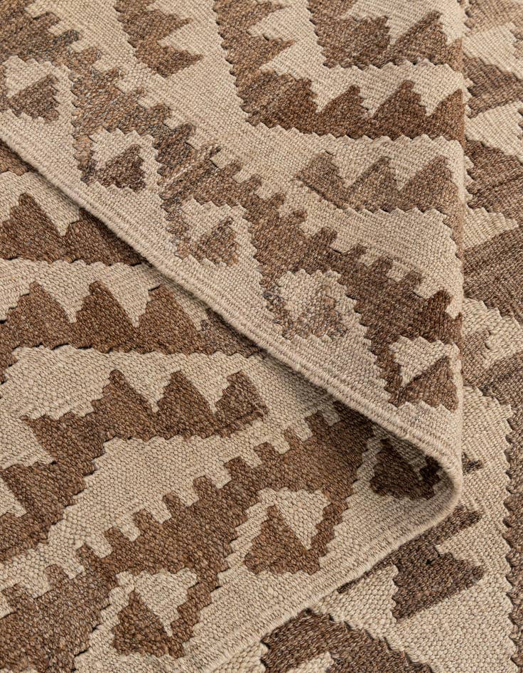 Detail image of 7' 1 x 9' 8  Hand Woven Kilim Maymana Wool Rug