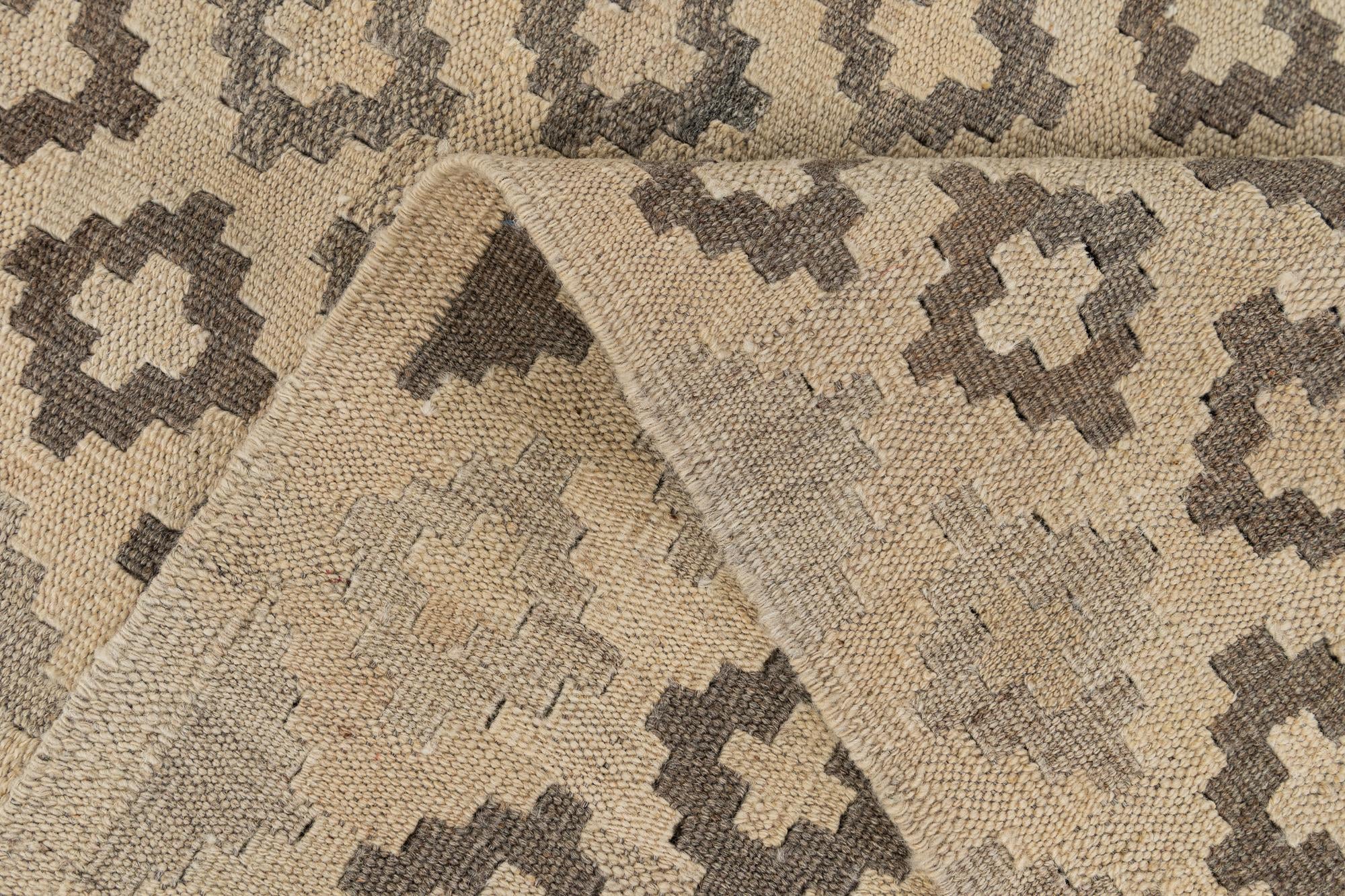 6' 9 x 9' 8 Hand Woven Kilim Maymana Wool Rug