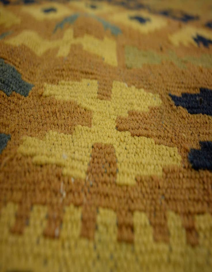 Detail image of 3' 3 x 6' 5  Hand Woven Kilim Maymana Wool Rug