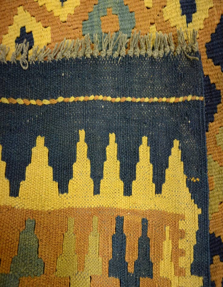 Detail image of 3' 3 x 6' 5  Hand Woven Kilim Maymana Wool Rug