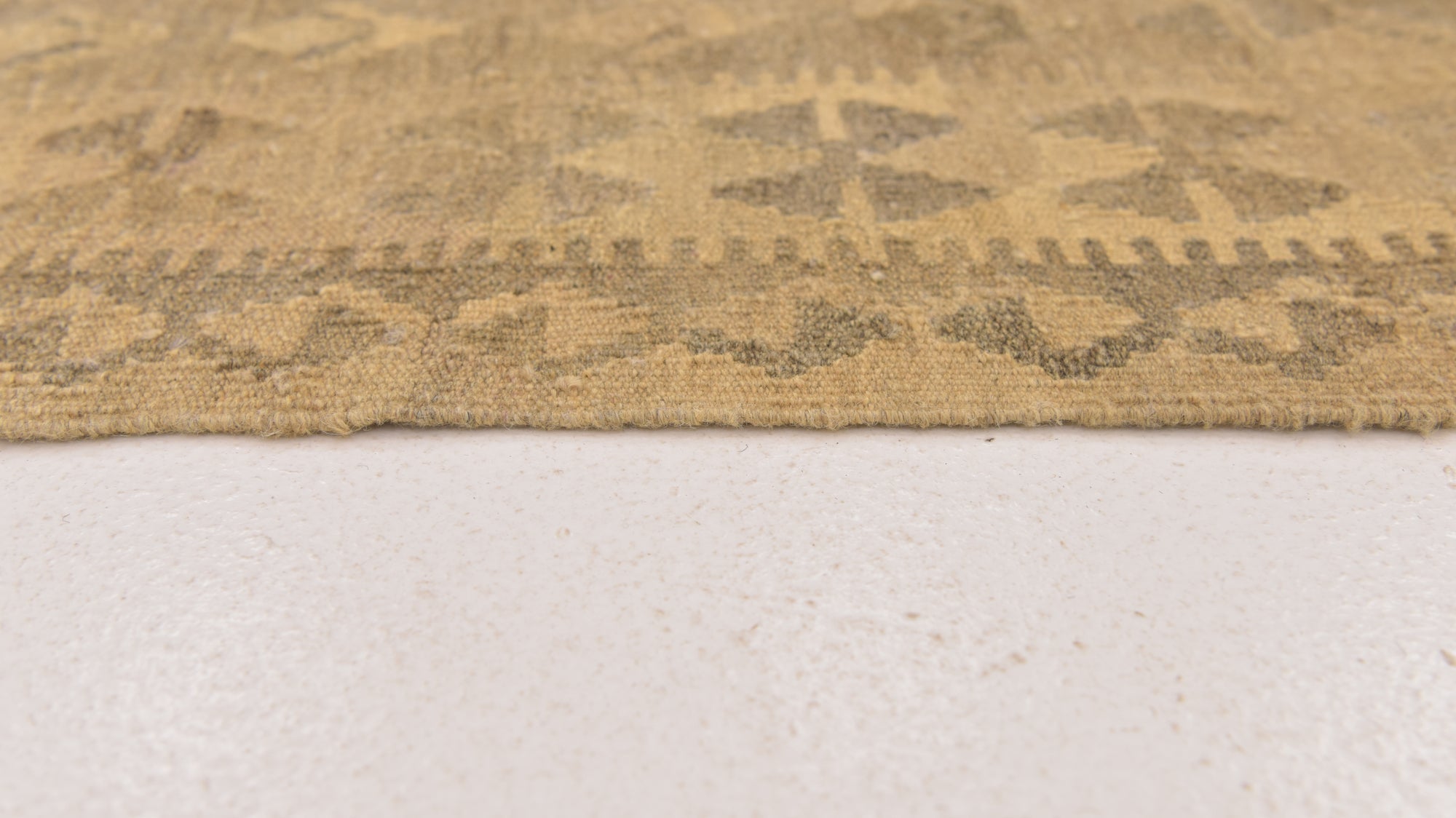 6' 5 x 10' Hand Woven Kilim Maymana Wool Rug