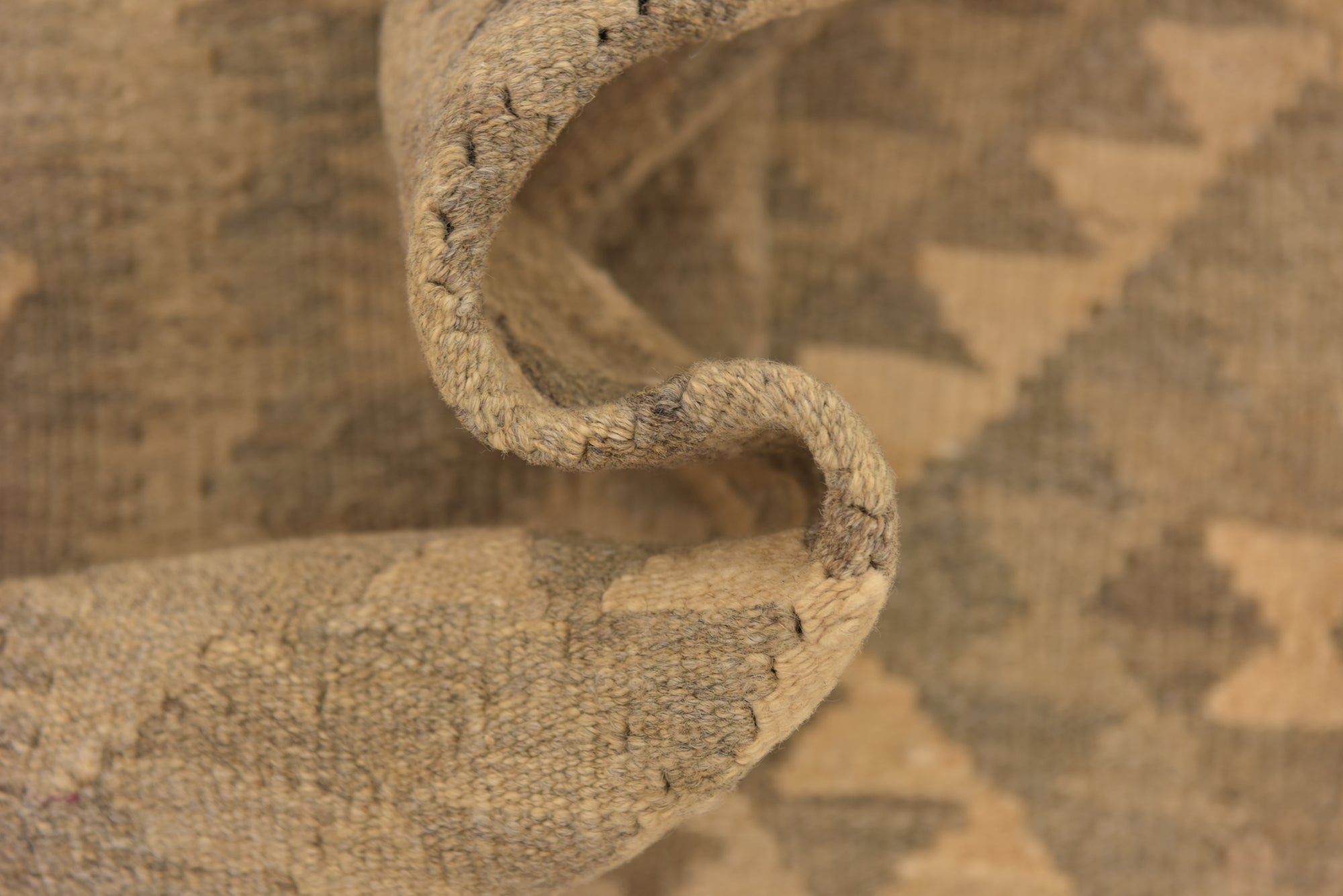 6' 5 x 10' Hand Woven Kilim Maymana Wool Rug