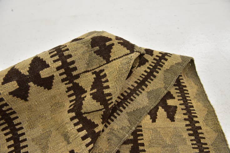 Detail image of 3' 6 x 5' 2 Hand Woven Kilim Maymana Wool Rug