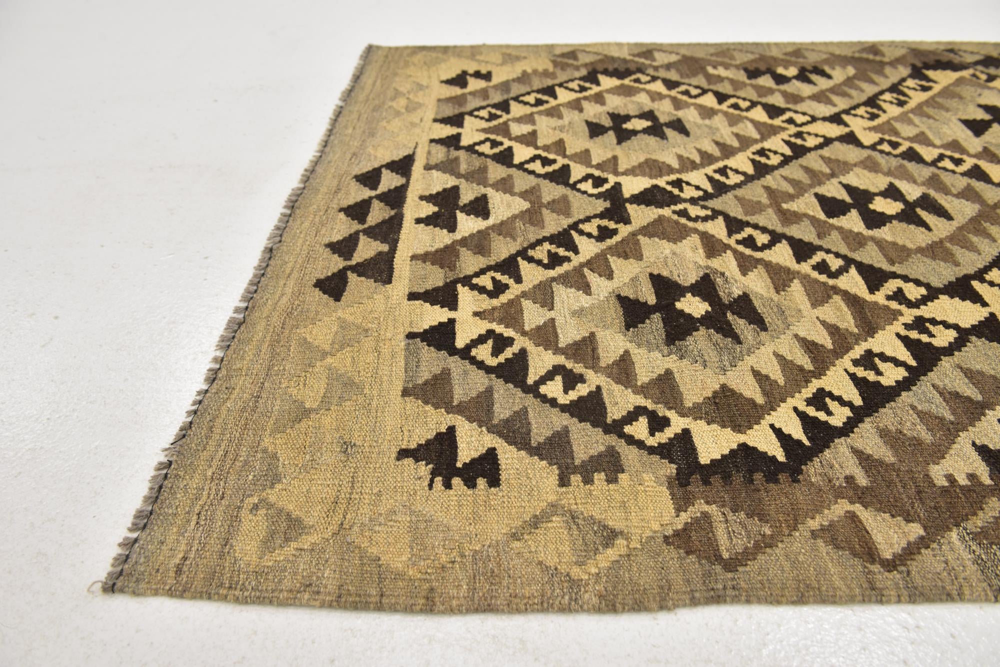 95cm x 150cm Hand Woven Kilim Maymana Wool Rug