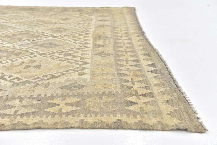 5' 3 x 6' 9 Hand Woven Kilim Maymana Wool Rug