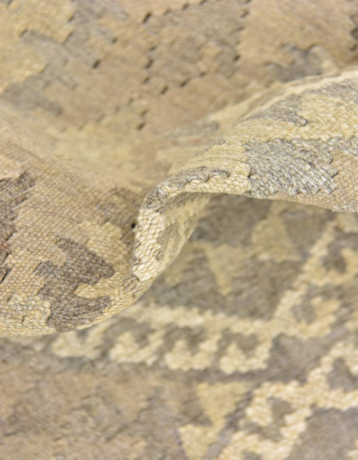 Detail image of 5' 3 x 6' 9 Hand Woven Kilim Maymana Wool Rug