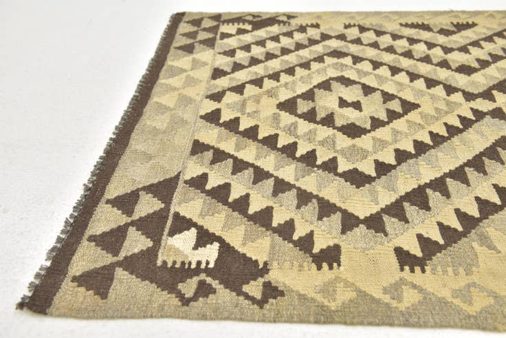 Detail image of 2' 10 x 4' Hand Woven Kilim Maymana Wool Rug