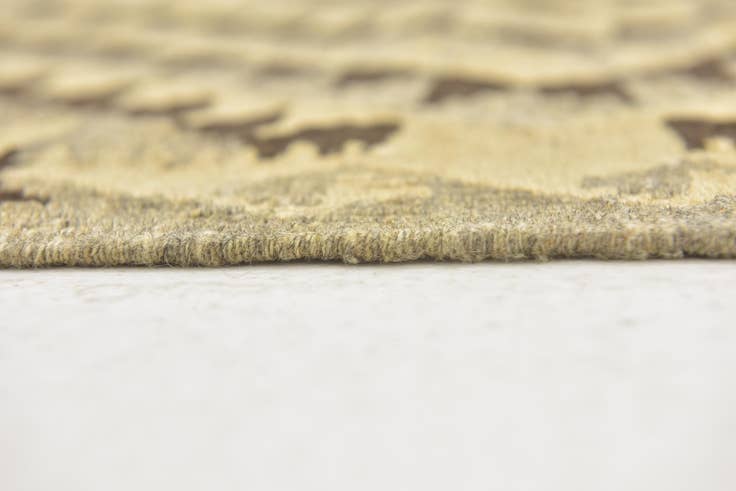 Detail image of 2' 10 x 4' Hand Woven Kilim Maymana Wool Rug