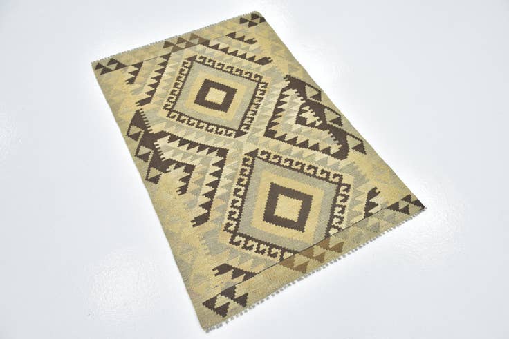 Detail image of 2' 7 x 4' Hand Woven Kilim Maymana Wool Rug