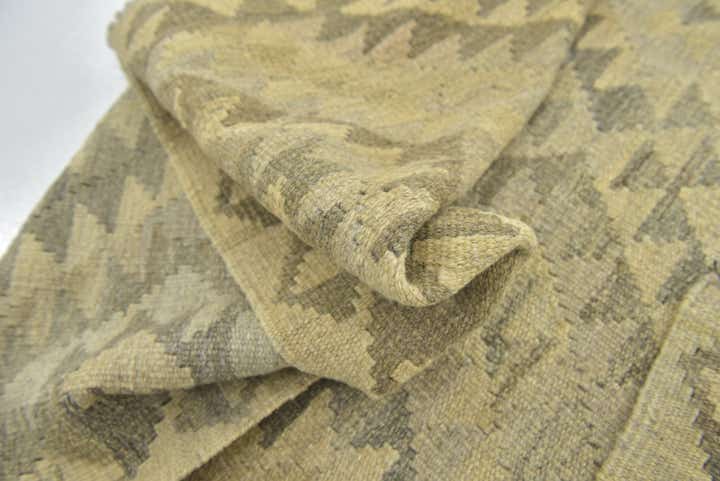 5' x 6' 6 Hand Woven Kilim Maymana Wool Rug