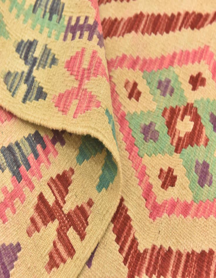 Detail image of 3' 5 x 5'  Hand Woven Kilim Maymana Wool Rug