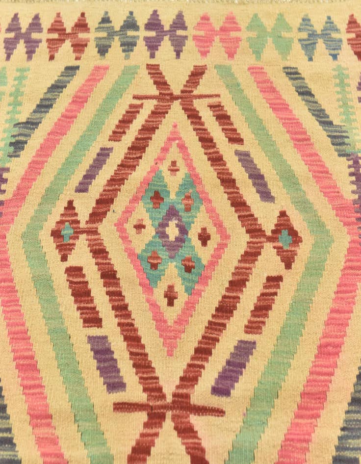 Detail image of 3' 5 x 5'  Hand Woven Kilim Maymana Wool Rug