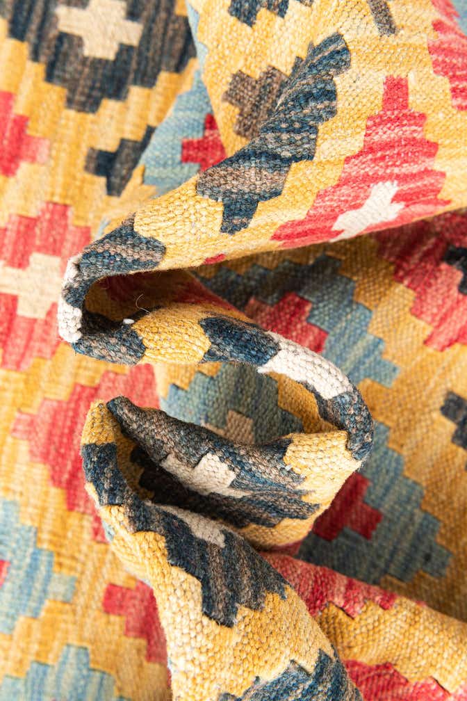 4' 2 x 6' Hand Woven Kilim Maymana Wool Rug