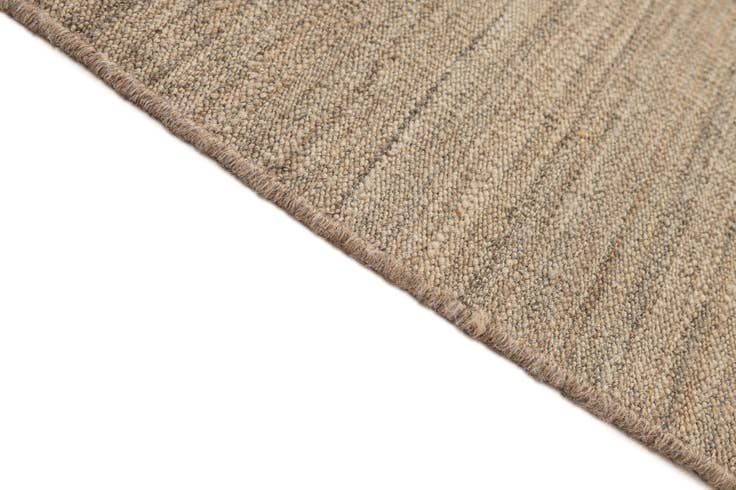 Detail image of 6' 8 x 9' 1 Hand Woven Kilim Modern Wool Rug