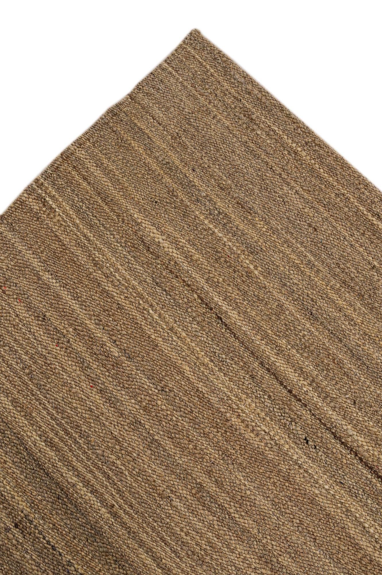 7' 1 x 9' 4 Hand Woven Kilim Modern Wool Rug