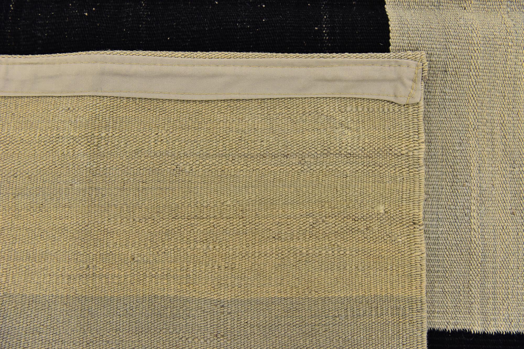 5' x 6' 6 Hand Woven Kilim Modern Wool Rug