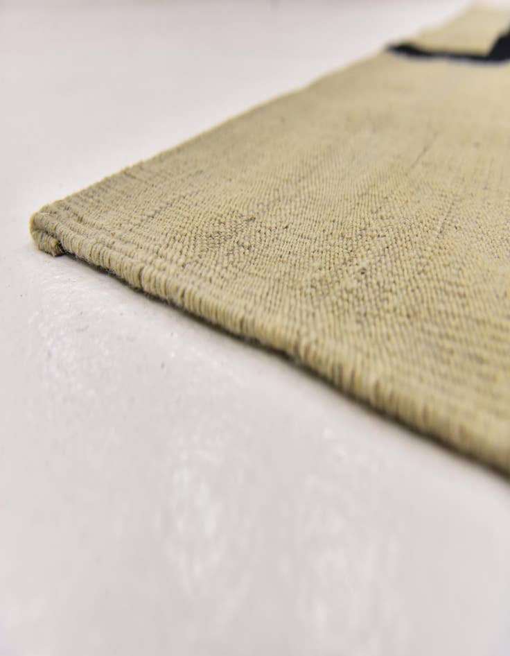 Detail image of 5' x 6' 6  Hand Woven Kilim Modern Wool Rug