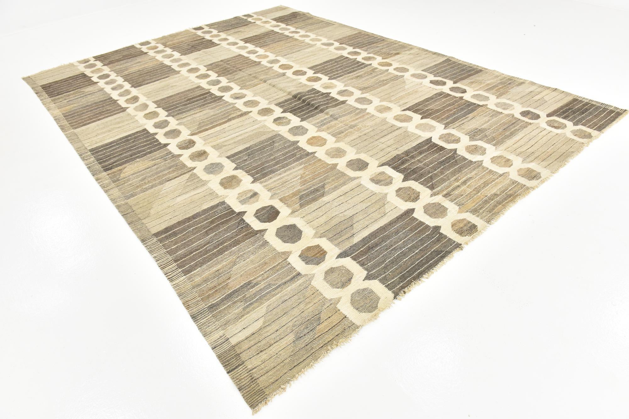 275cm x 375cm Hand Woven Kilim Modern Wool Rug